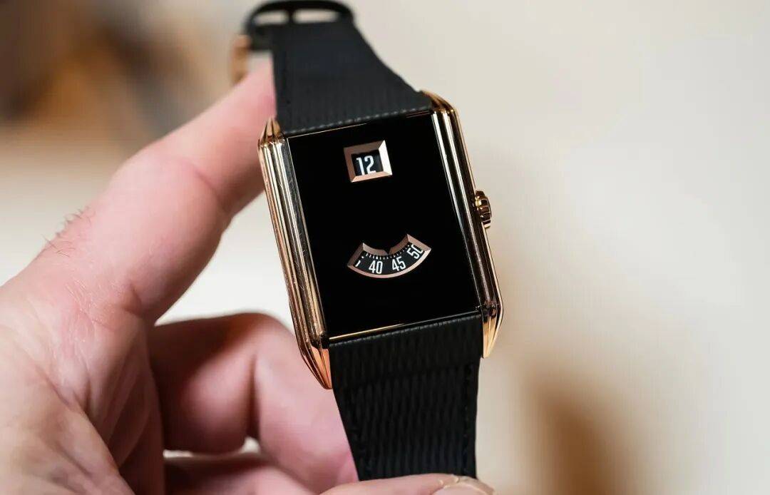 还有全新系列全新款式！爱彼2026开年王炸！(图14)